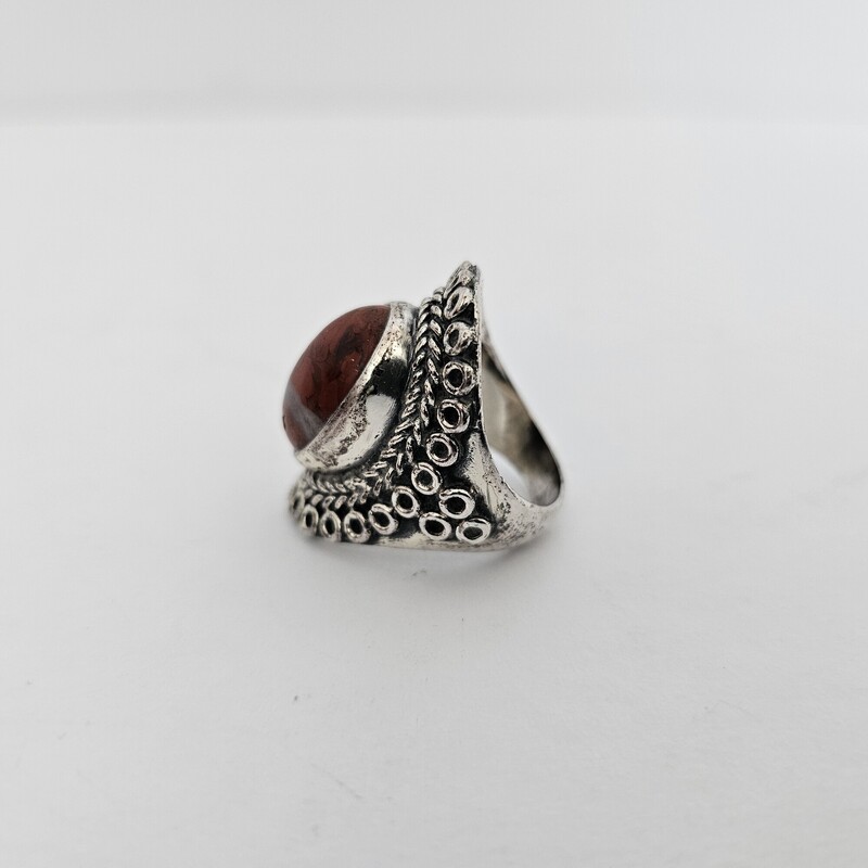 Oval Coral Stone, Sterling, Size: 9