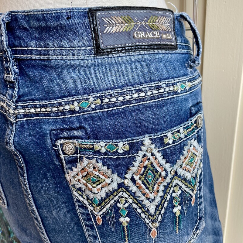 Grace Embellished Jeans, Denim, Size: 34Waist<br />
Boot Cut Grace in LA Jeans<br />
Embellishment and Embroidery on pockets front and back<br />
<br />
Pick Up In Store Within 7 Days of Purchase<br />
OR<br />
Have it Shipped<br />
<br />
All Sales Are Final.<br />
No Returns.<br />
<br />
Thank You For Shopping With Us:-)