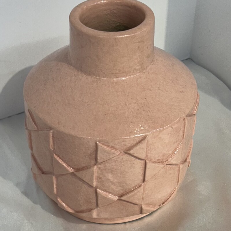 Textured Heavy Pottery Vase
Pink
Size: 6 x 7.5H