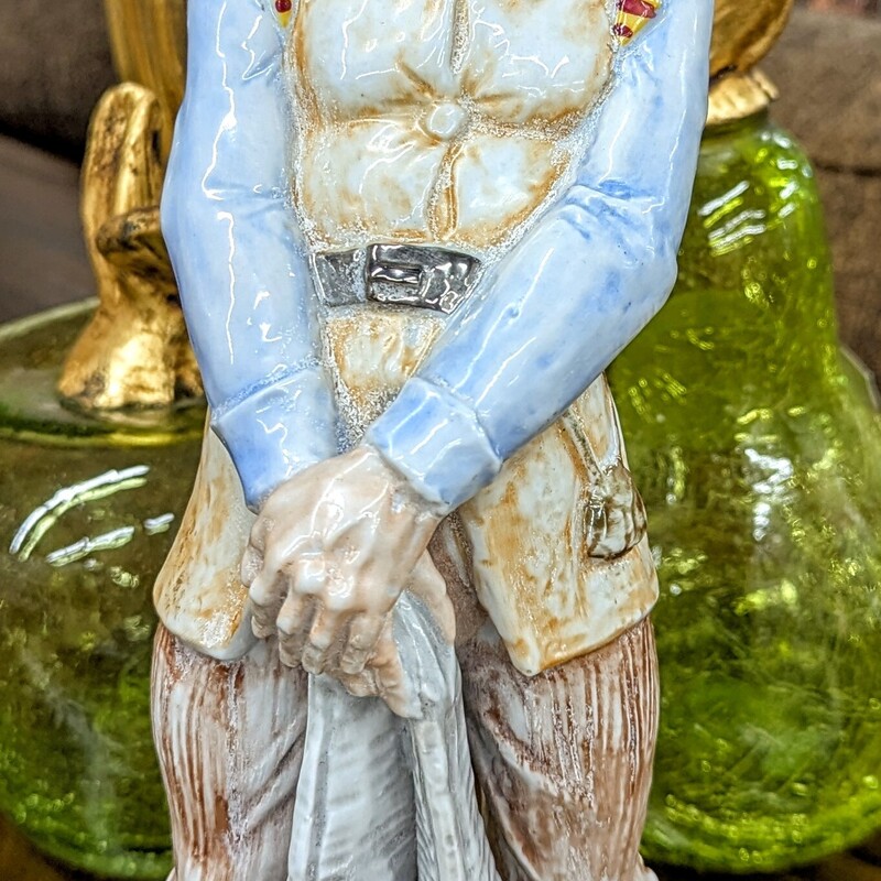 Sureda Spanish Man Statue
Blue Green Brown White Size: 6 x 12.5H
Hand painted, made in Spain