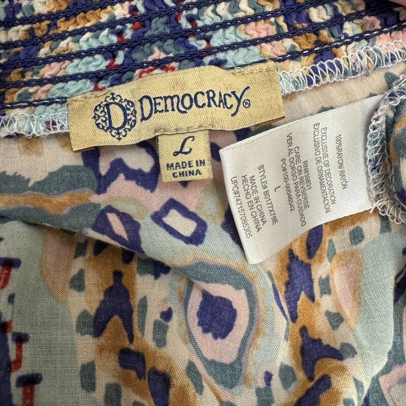 Democracy Peasant Top
Bell Sleeves
Blue, Aqua, Brown and White
Size: Large