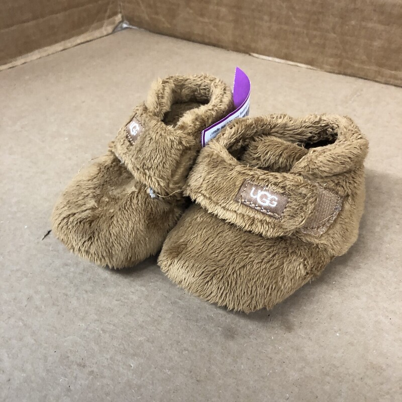 Ugg, Size: 2, Item: Slippers