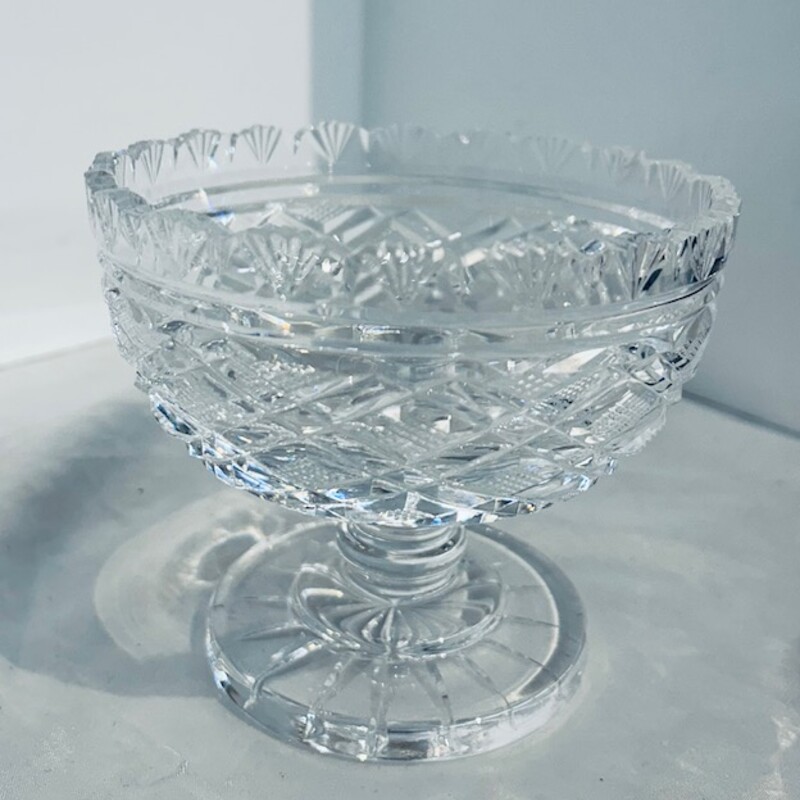 Waterford Georgian Bowl
Clear, Size: 5x4H