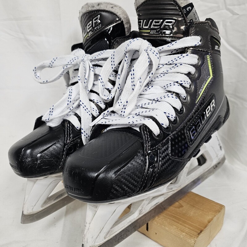 Bauer Elite Hockey Goalie Skates, Skate Size: 6 Width Fit 3, pre-owned in great shape! One small puncture on inside of right skate but it doesnt go all the way through.  See pics. Vertexx Edge quick release blade holder system with LS3G+ steel.