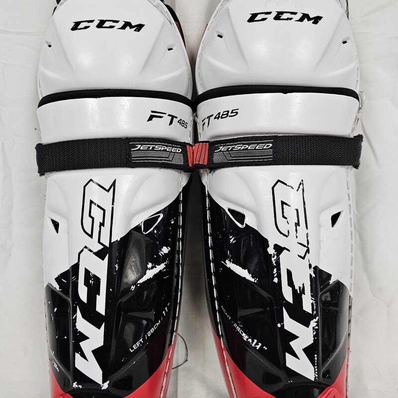 CCM Jetspeed FT485 Junior Hockey Shin Guards, Size: 11in., pre-owned