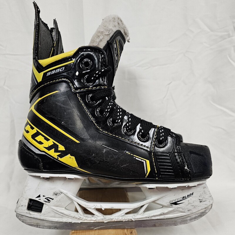 CCM Super Tacks 9380