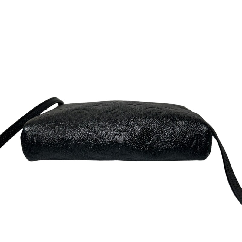 Louis Vuitton Pallas Crossbody Black<br />
<br />
Date Code: AR2129<br />
<br />
Dimensions:<br />
Base length: 7.50 in<br />
Height: 5.00 in<br />
Width: 1.50 in<br />
Drop: 19.50 in