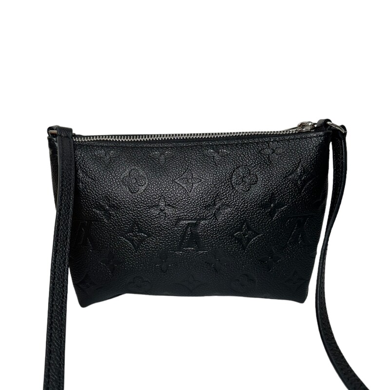 Louis Vuitton Pallas Crossbody Black<br />
<br />
Date Code: AR2129<br />
<br />
Dimensions:<br />
Base length: 7.50 in<br />
Height: 5.00 in<br />
Width: 1.50 in<br />
Drop: 19.50 in