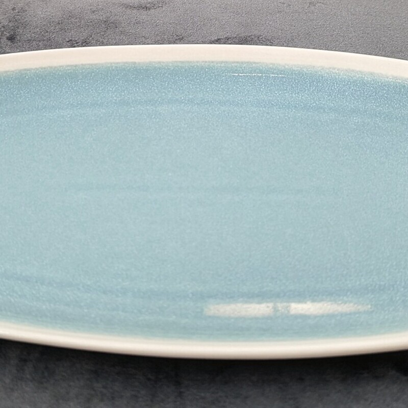 Lenox Naomi Bay Tray
Blue and white
 Size: 16x7H