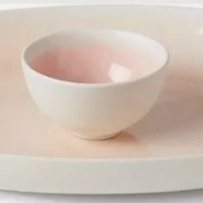 Lenox Naomi Bay Chip Dip Tray
Pink and White
Size: 17x12