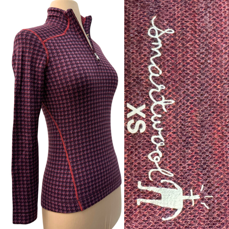 Smartwool Longsleeve Top
Merino Wool
1/4 Zip
Houndstooth Pattern
Burgandy and Red
Size: XS