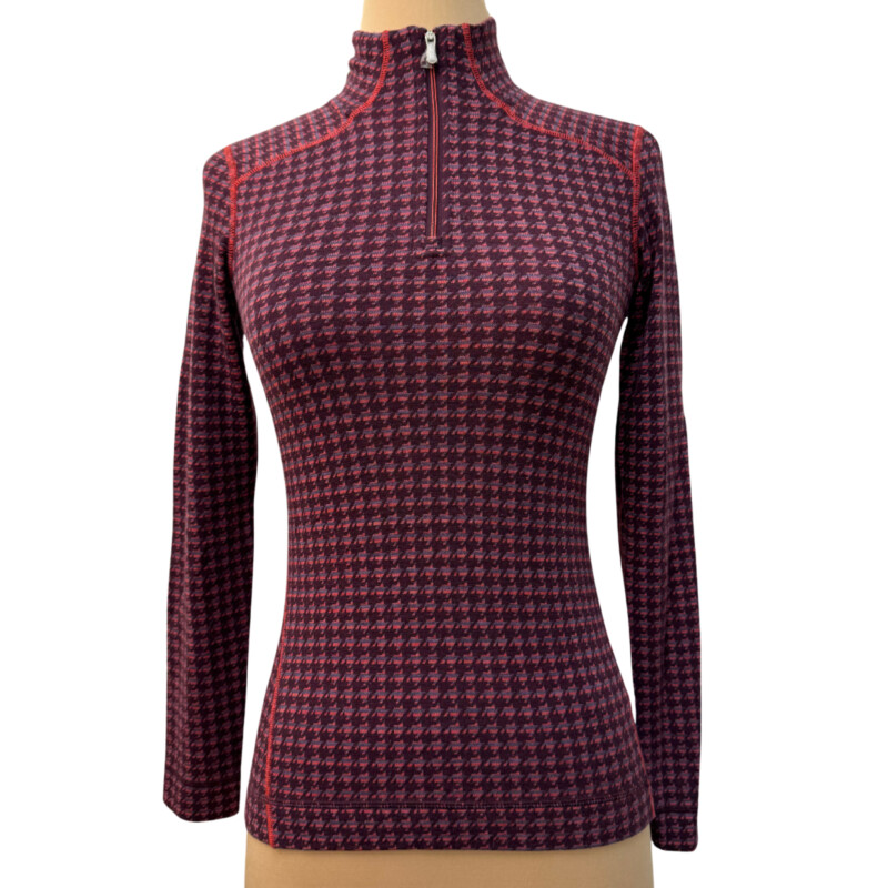 Smartwool Longsleeve Top
Merino Wool
1/4 Zip
Houndstooth Pattern
Burgandy and Red
Size: XS