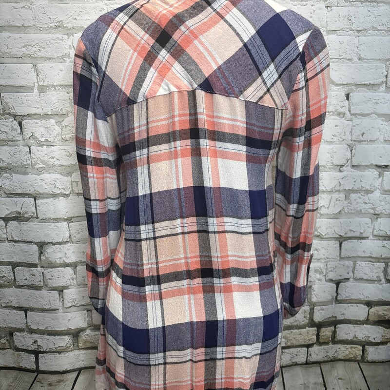 She & Sky, Plaid, Size: Small