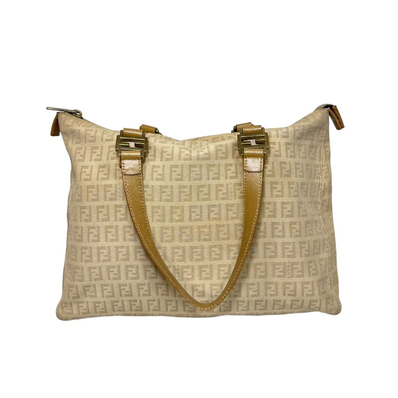 Fendi Zucca Tote<br />
Tan Canvas Fabric logo<br />
Code: 2111.8BH138-LPN.058<br />
Some wear on handles