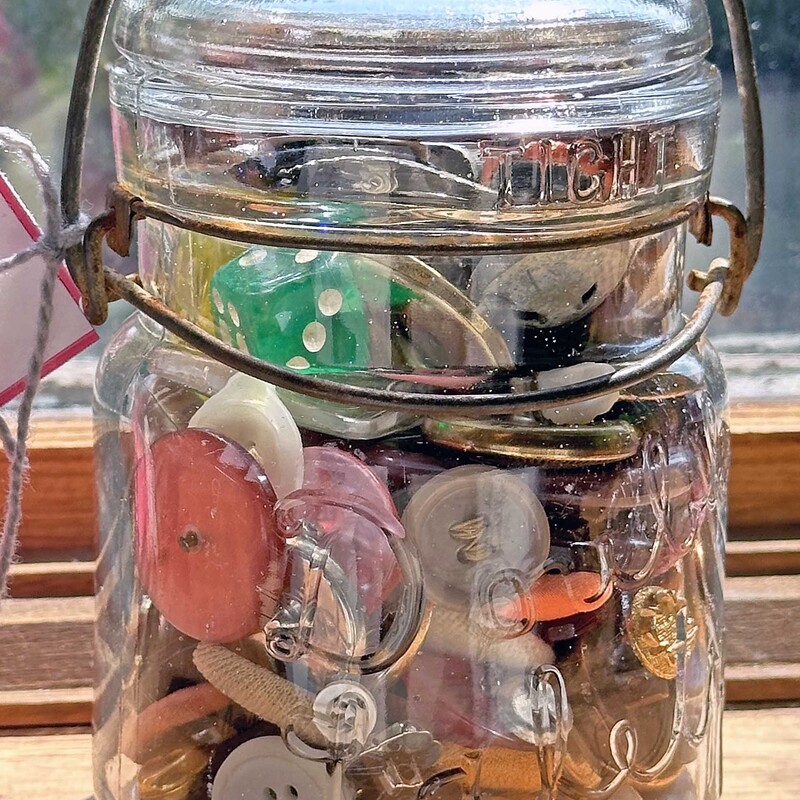 Vintage Jar of Vintage Buttons and
Other Misc
5 In x 3.5 In.