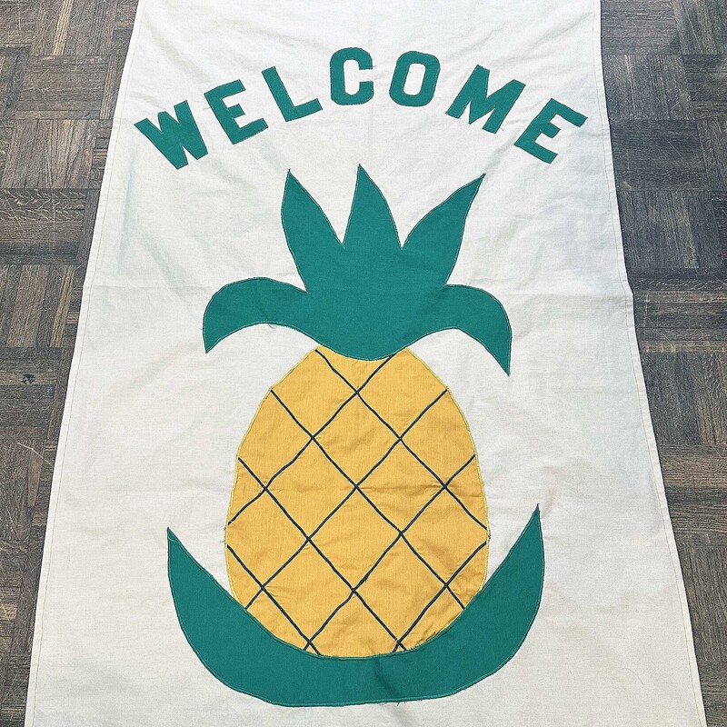 Pineapple Welcome Flag