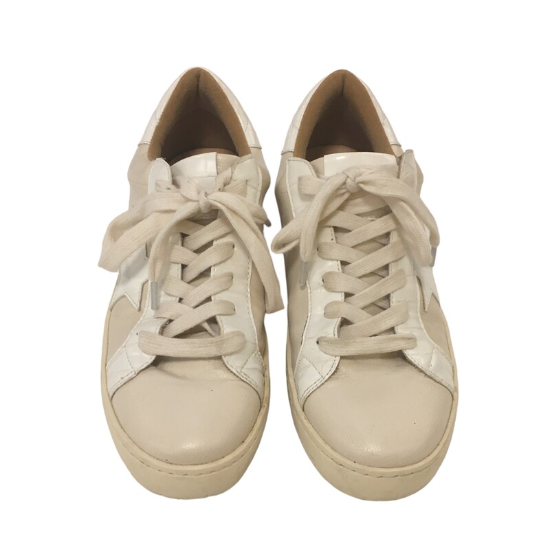 Shoes (Cream W/ Star)