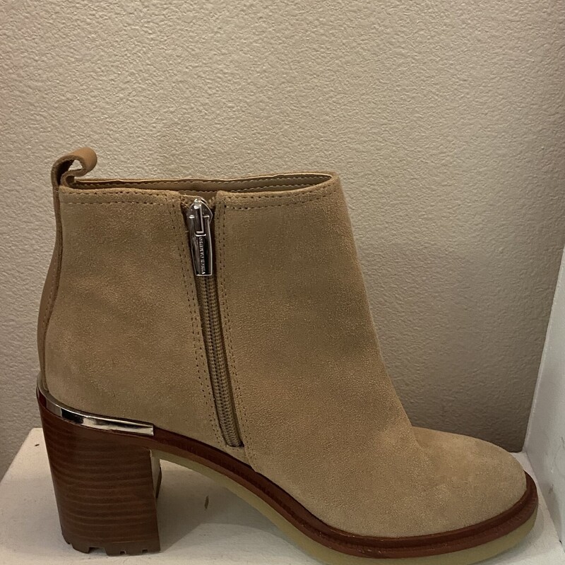 Camel Suede Ankle Bootie<br />
Camel<br />
Size: 8.5 R $149