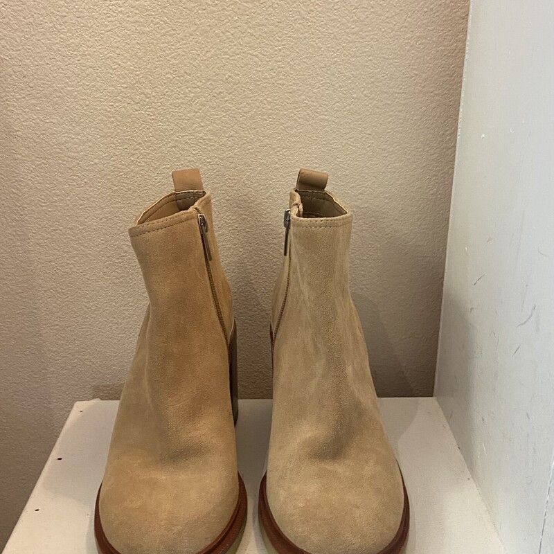 Camel Suede Ankle Bootie<br />
Camel<br />
Size: 8.5 R $149