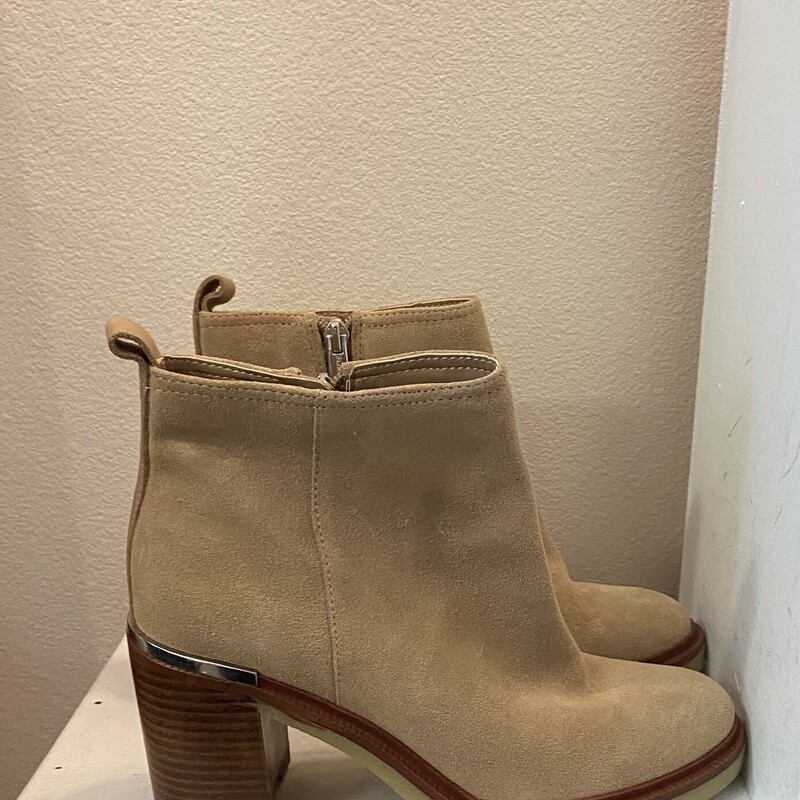 Camel Suede Ankle Bootie<br />
Camel<br />
Size: 8.5 R $149