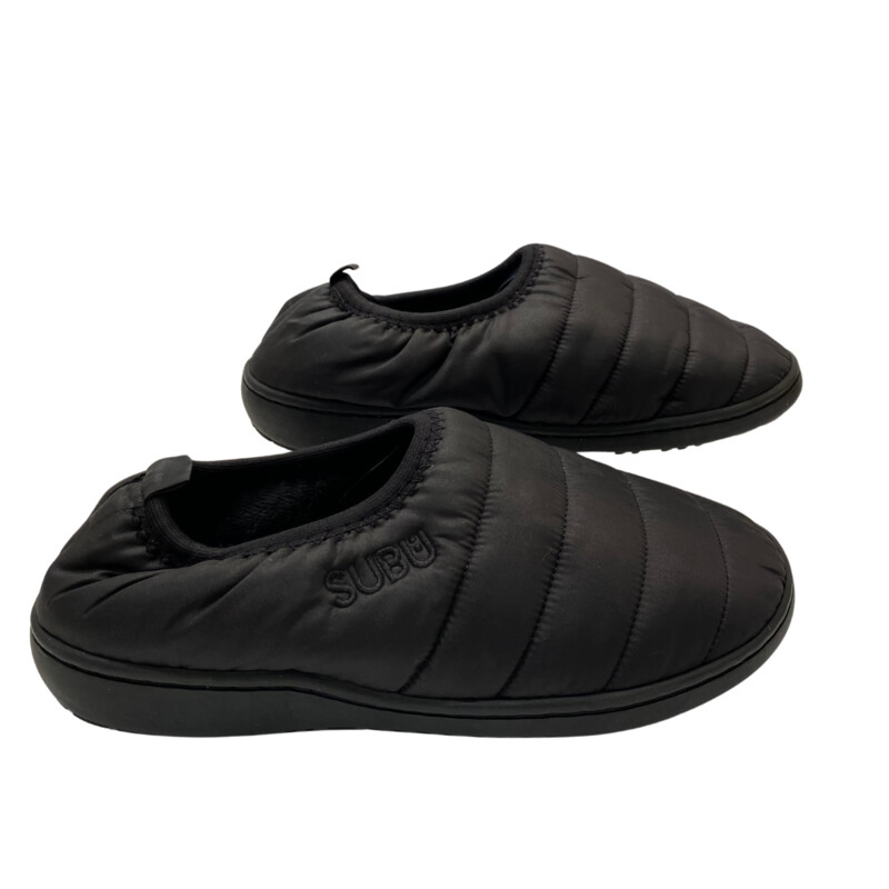 SUBU Slippers In Bag<br />
Ready for Your Next Trip!<br />
Quilted Soft Exterior<br />
Super Soft Fleece Lining Inside<br />
Color:  Black<br />
Size: 8-9