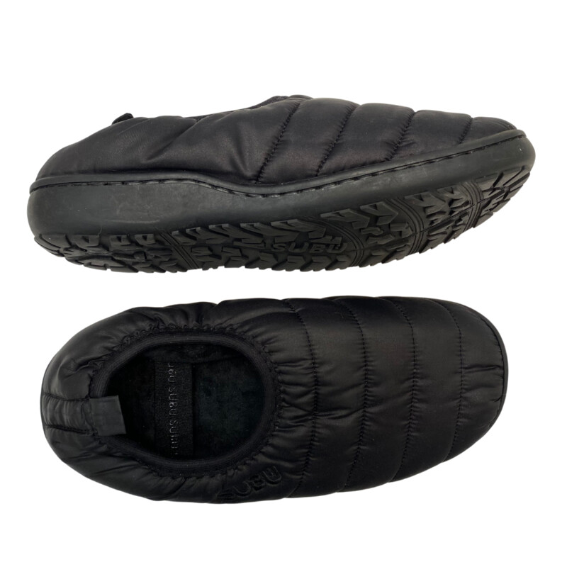 SUBU Slippers In Bag<br />
Ready for Your Next Trip!<br />
Quilted Soft Exterior<br />
Super Soft Fleece Lining Inside<br />
Color:  Black<br />
Size: 8-9