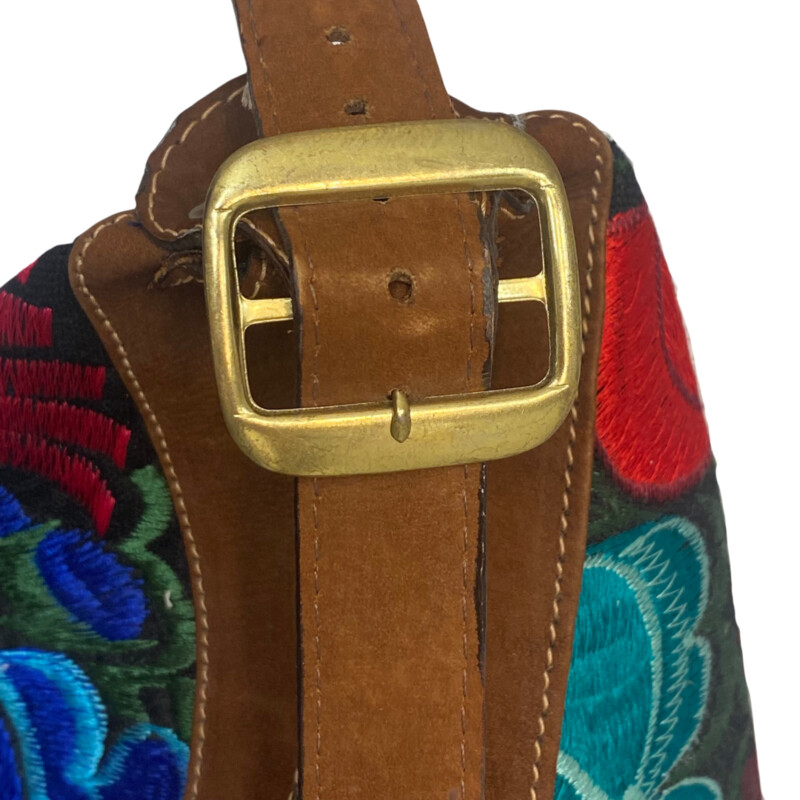 Guatemalan Embroidered Floral Tote<br />
Gorgeous Colors!<br />
Handles and Crossbody Strap<br />
Zipper Closure<br />
Large Front Zipper Pocket<br />
Perfect for the Next Trip!