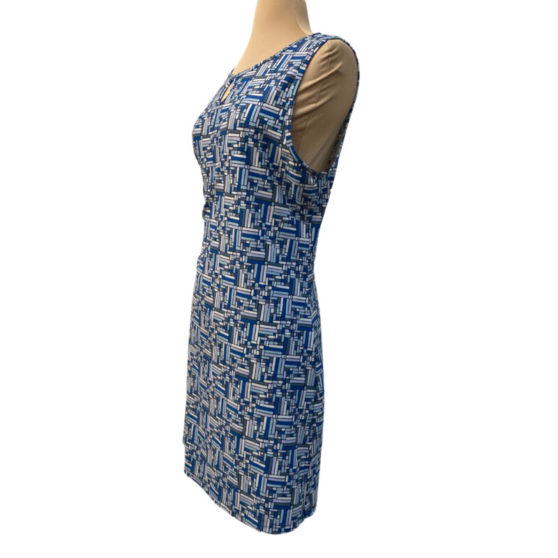 Nuu Muu Active Dress<br />
Puzzle 2019 Pattern<br />
Keyhole Detail In Front<br />
Colors:  Blue, White, Lilac and Gray<br />
Size: XL