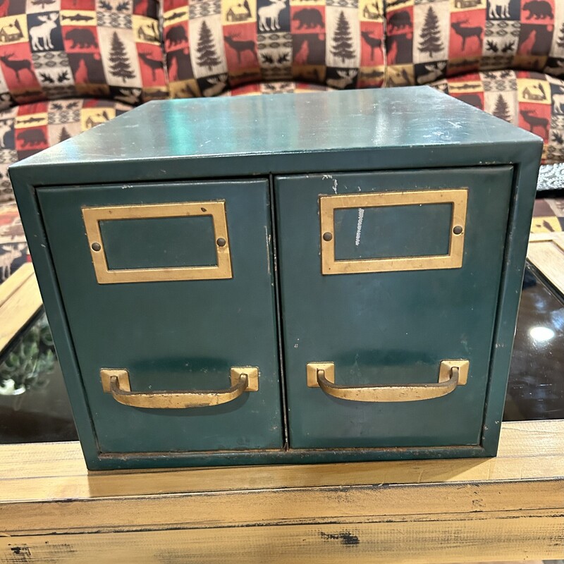 ASCO Steelmaster File Cab,
Size: 12x15x9
This is a 1940s steelmaster 2 drawer file/card catalog cabinet with brass pulls.  Drawers slide easily  Great place to store your....