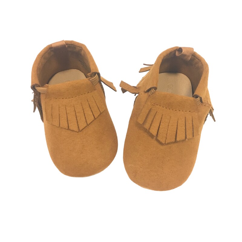 Shoes (Brown/Moccasins), Girls, Size: 2

Located at Pipsqueak Resale Boutique inside the Vancouver Mall or online at:

#resalerocks #pipsqueakresale #vancouverwa #portland #reusereducerecycle #fashiononabudget #chooseused #consignment #savemoney #shoplocal #weship #keepusopen #shoplocalonline #resale #resaleboutique #mommyandme #minime #fashion #reseller

All items are photographed prior to being steamed. Cross posted, items are located at #PipsqueakResaleBoutique, payments accepted: cash, paypal & credit cards. Any flaws will be described in the comments. More pictures available with link above. Local pick up available at the #VancouverMall, tax will be added (not included in price), shipping available (not included in price, *Clothing, shoes, books & DVDs for $6.99; please contact regarding shipment of toys or other larger items), item can be placed on hold with communication, message with any questions. Join Pipsqueak Resale - Online to see all the new items! Follow us on IG @pipsqueakresale & Thanks for looking! Due to the nature of consignment, any known flaws will be described; ALL SHIPPED SALES ARE FINAL. All items are currently located inside Pipsqueak Resale Boutique as a store front items purchased on location before items are prepared for shipment will be refunded.