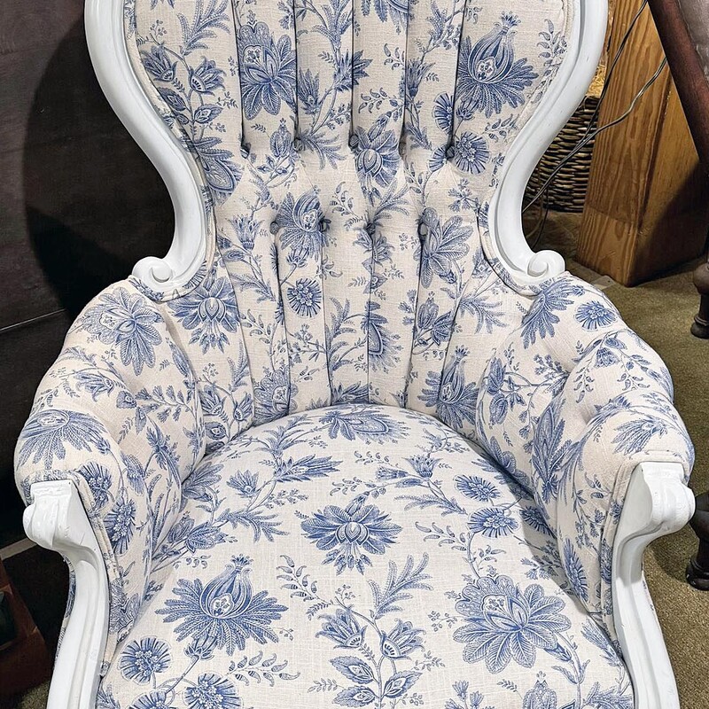 Blue & White Upholstered Chair

Upholstered white wood chairs in a tuffed pretty blue and white floral fabric. 2 available. Sold separately.

Size: 27 in wide X 31 in deep  X 41 in high