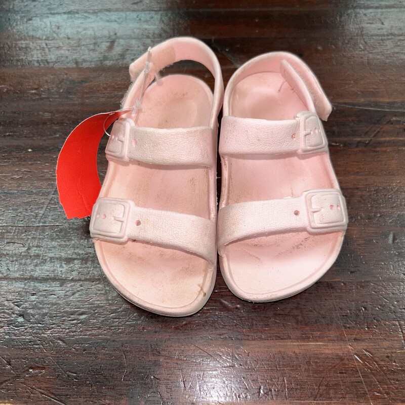 6 Lt Pink Rubber Sandals