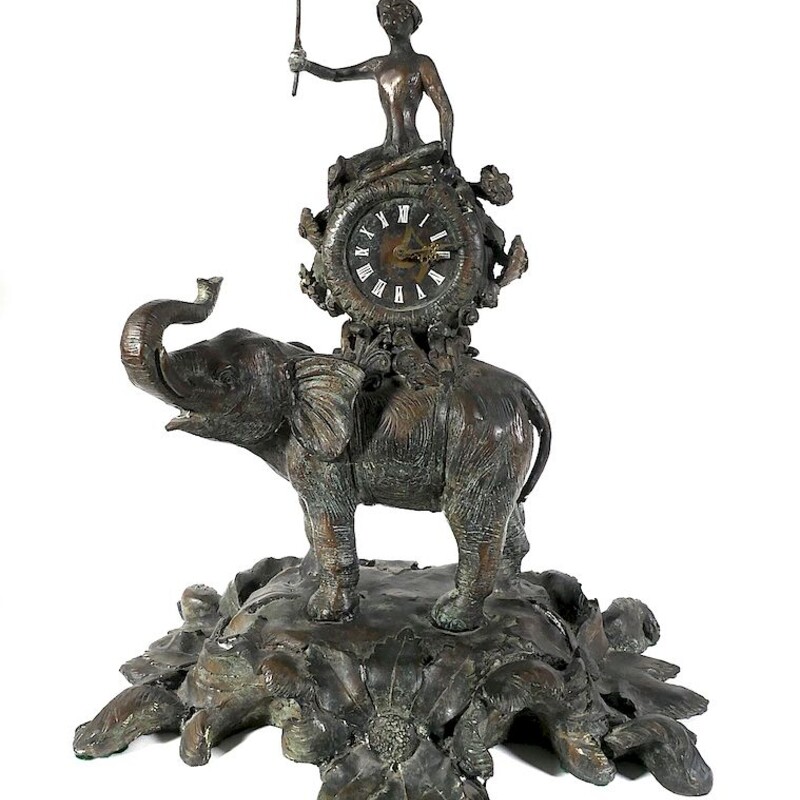 Maitland Smith Elephant and Monkey Bronze Tabletop Clock
Bronze Size: 20 x 24H
Clock works
VERY HEAVY