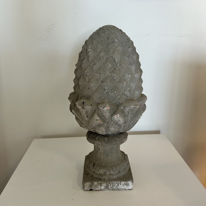 Ornamental Distressed Pineapple finial, Grey, Size: 16in