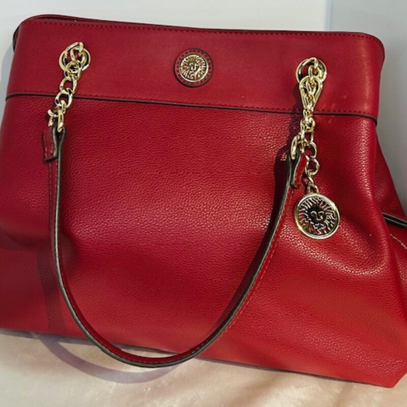 Anne Klein Shoulder Bag
Red Gold
Size: 13x10H