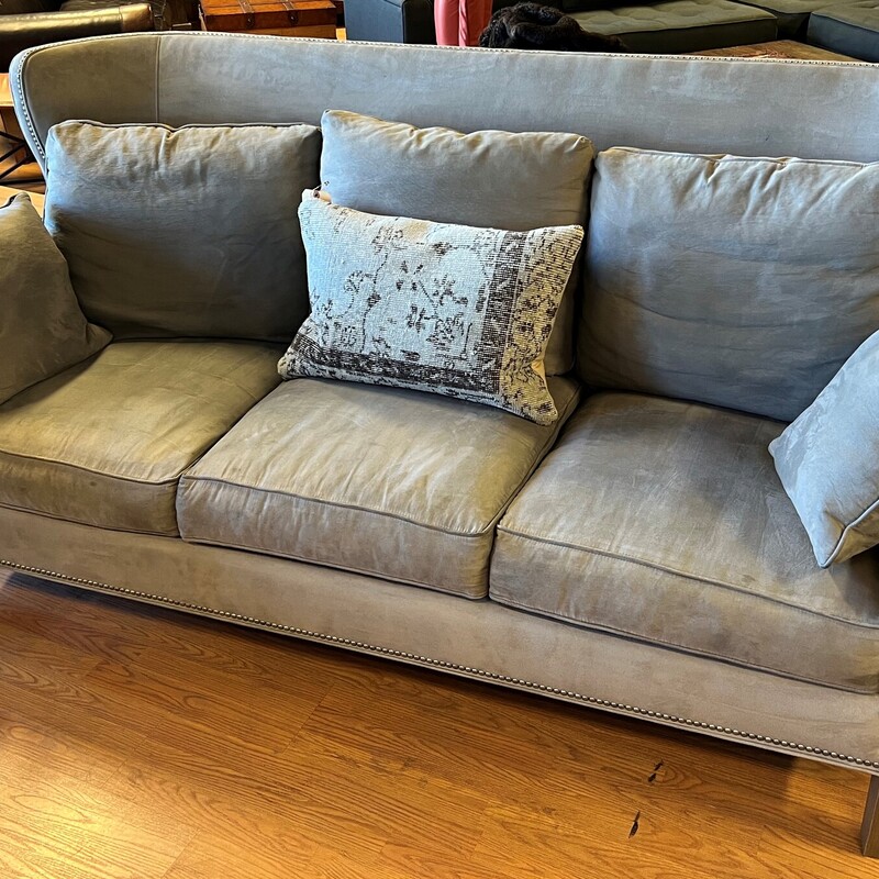 Norwalk Custom Collection, Gray, 3 Cushion
81in long x 41in deep x 40in tall