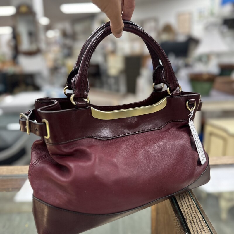 Burberry `Hepburn` Satchel, Burgandy; Retails for $1500!<br />
Size: 14x8