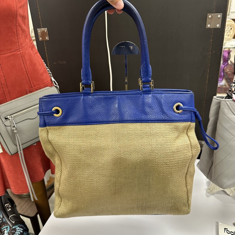 Tory Burch Straw Tote, Tan and Blue Leather<br />
Size: 14x13