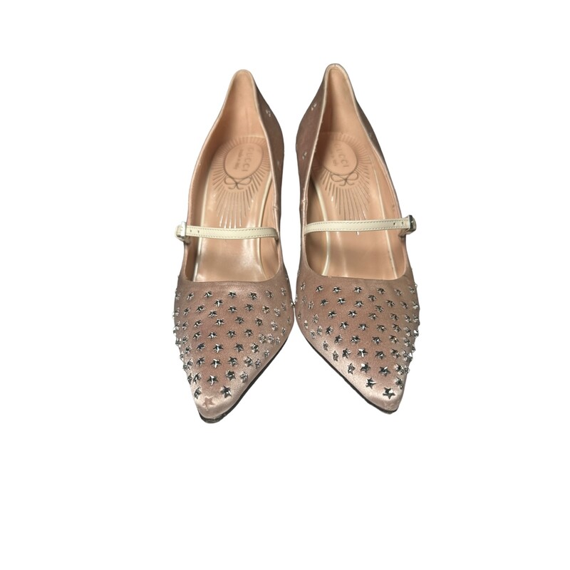 Gucci Jodie Stain DOrsay, Pink, Size: 38.5<br />
<br />
Style Code: 723430<br />
<br />
Staining and light wear throughout the heels.<br />
Missing star on right heel