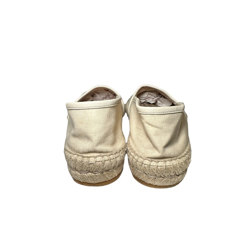 Gucci GG Espadrilles<br />
Cream<br />
 Size: 36<br />
Some minor marks and discoloration