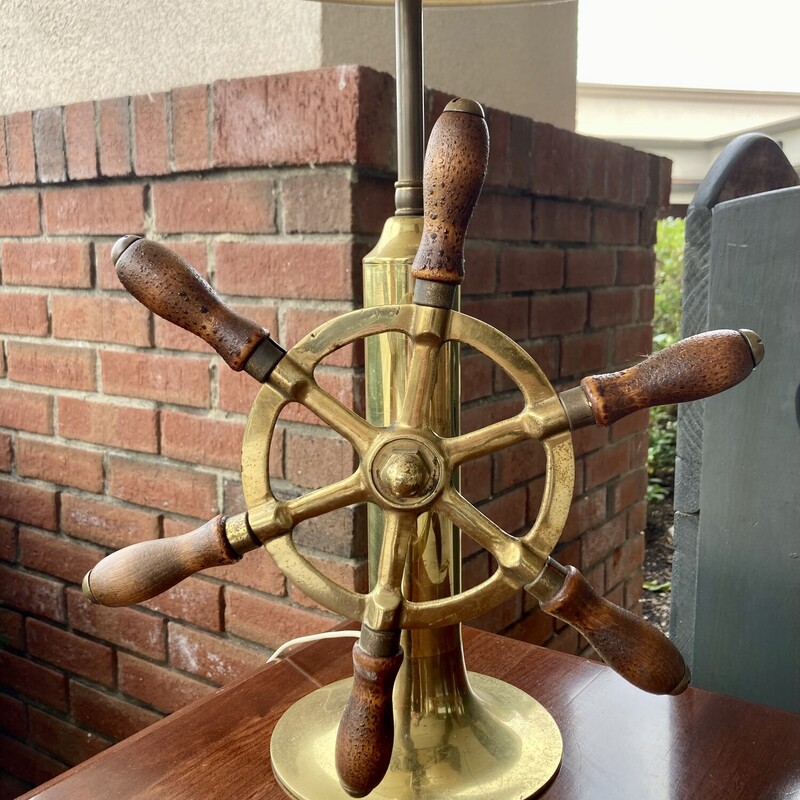 Brass Ships Wheel Lamp