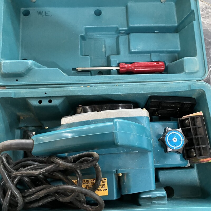 Power Planer, Makita, 1900B
Size: 3-1/4in