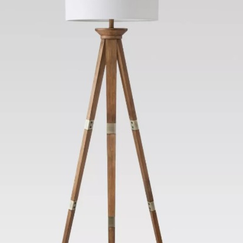 Wood Tripod Floor Lamp
Brown Wood with Gold Metal Accents
Cream Shade
Size: 16x61H