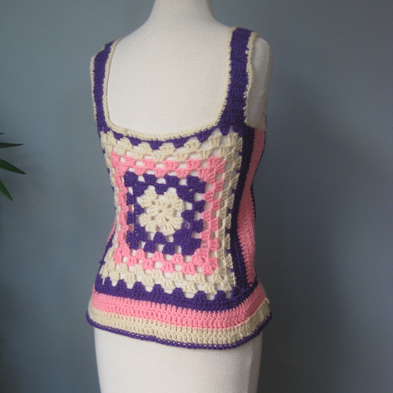 Crochet Tank, Pink, Size: Medium\\Super simple hand crocheted granny square cropped top or vest
in pretty pastels, purple, pink and white
armpit to armpit: 16
width at hem: 19
21.5length: 19
It's stretchy because of the construction, probably handmade with acrylic yarn
This vest is unlined so you will need something underneath
No tags

thanks for looking!
#77118