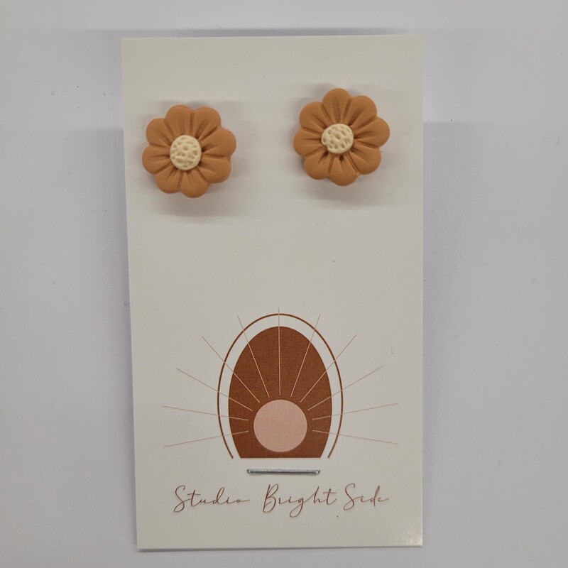 Earrings, Size: Studs, Item: Flower