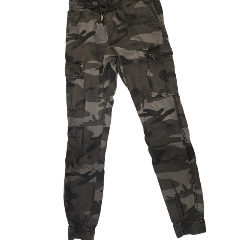 Pants (Cargo/Camo)