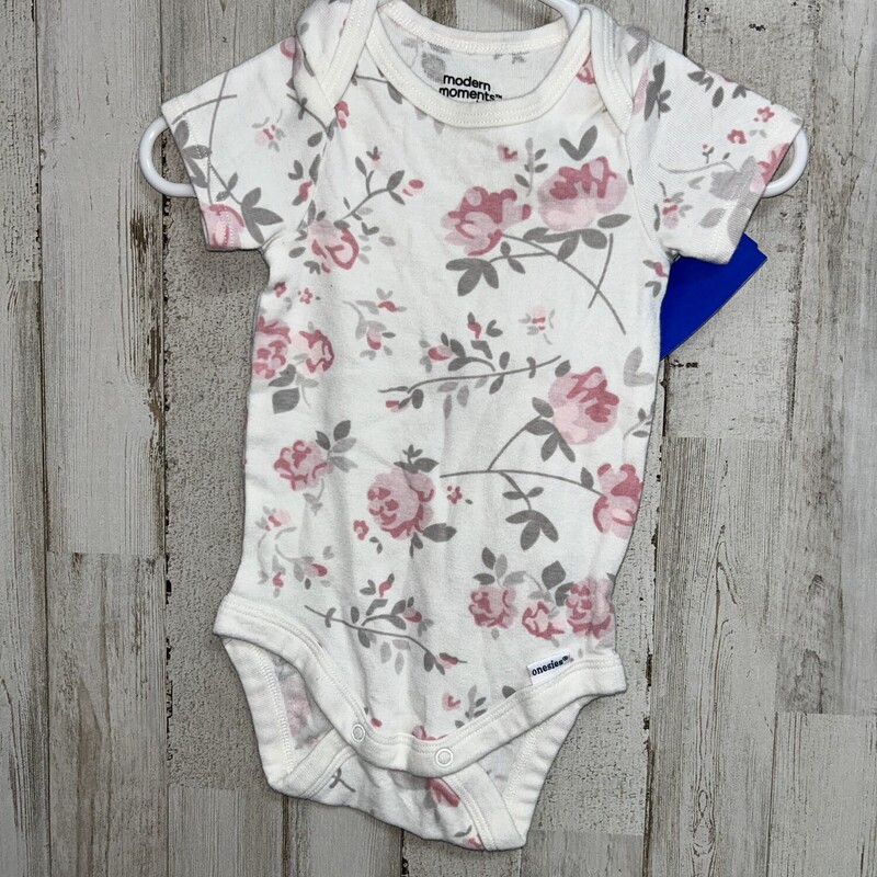 0/3M White Floral Onesie