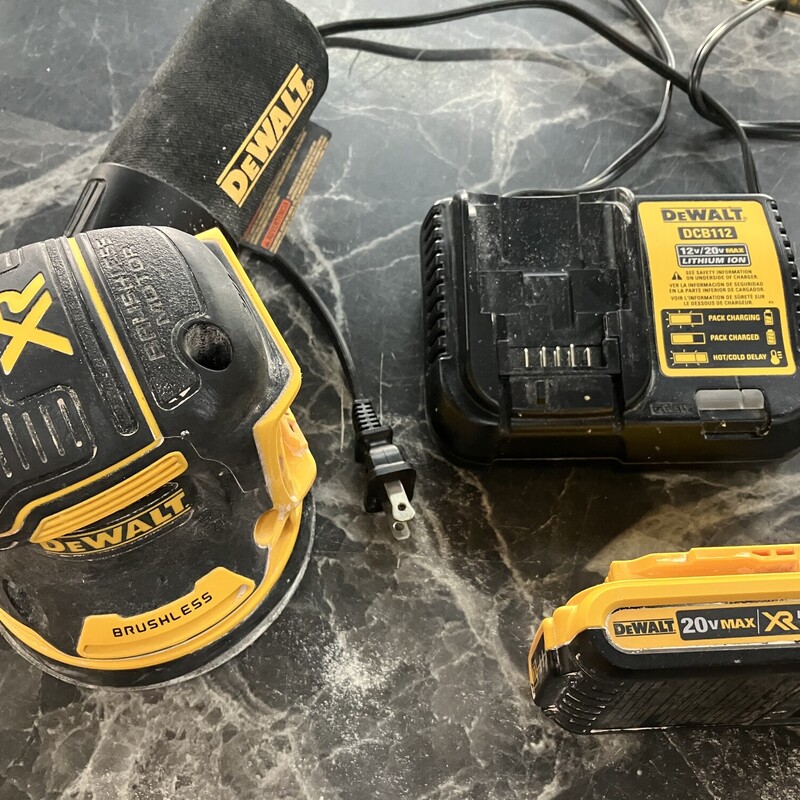 Random Orbital Sander, DeWalt, 20V
20V MAX XR Cordless Brushless 5 in. Random Orbital Sander WITH Battery and Charger