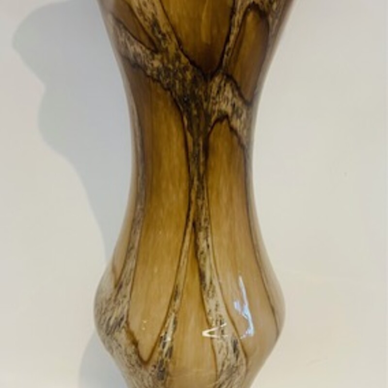 Glass Handkerchief Vase
Tan Brown WhIte Grey Glass
Size: 9x24H
Possibly Murano or Krosno Polish Vase