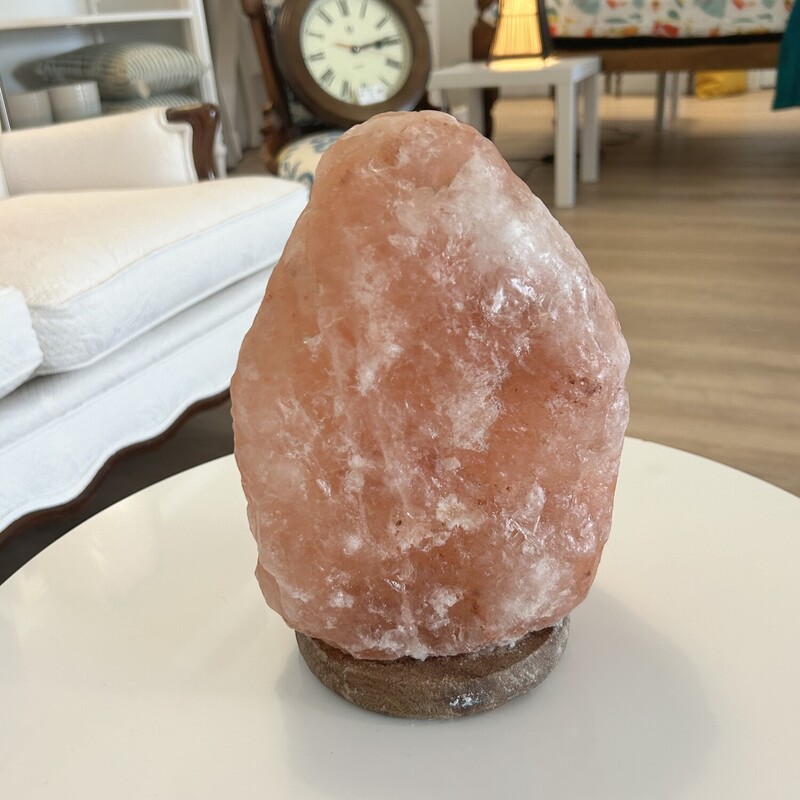 Hymalain Salt Rock Sculpture
Pink
Size: 10 In